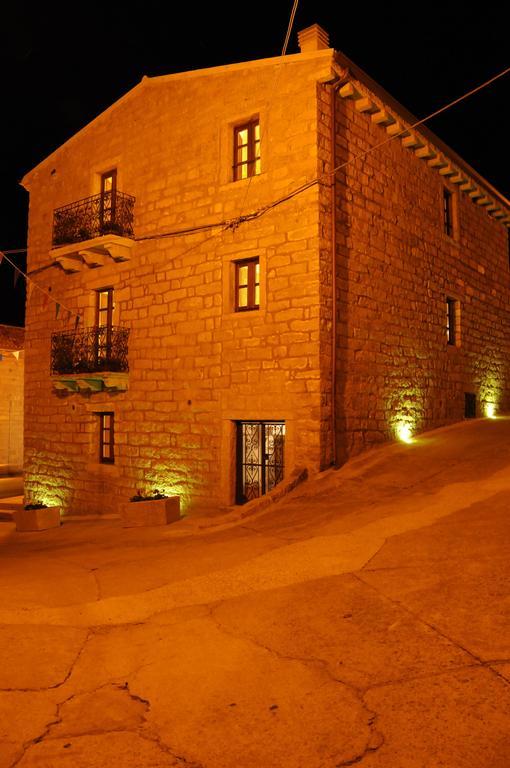 Hôtel La Casa Di Babbai à Nuchis Extérieur photo